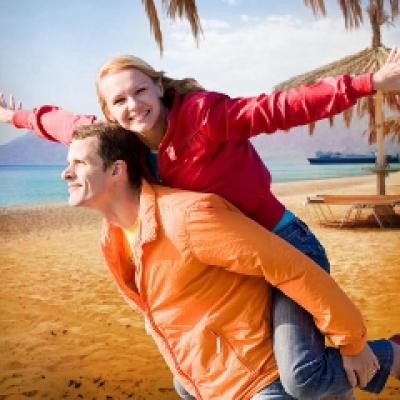 9 gesturi romantice prin care iti poti transforma relatia in magie