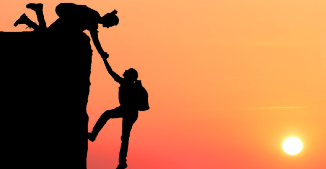 De ce nu ar trebui să fii o cârjă prin viață pentru oamenii pe care îi iubești 