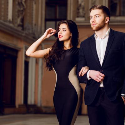 4 reguli de stil pentru a fi cea mai elegantă invitată la nunțile acestui sezon