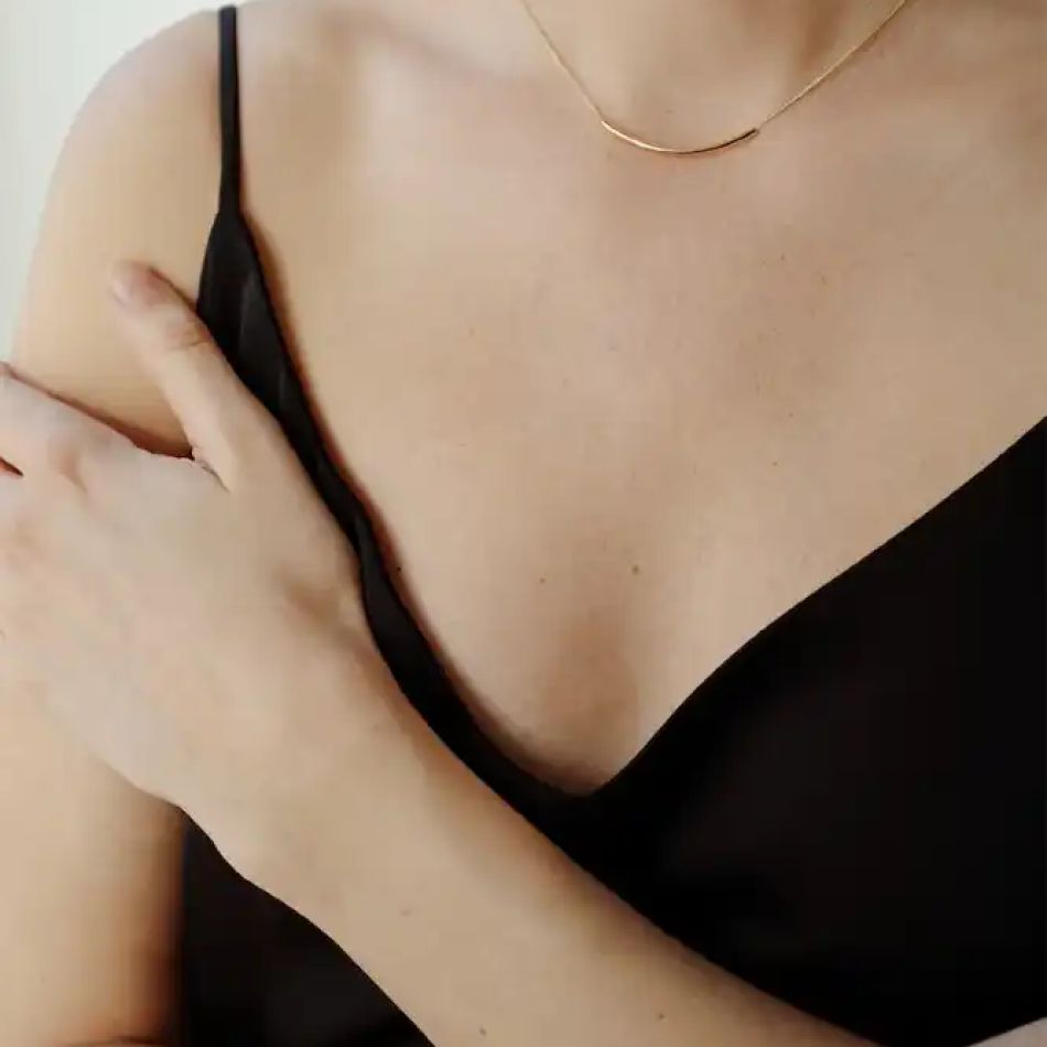 Ce modele de coliere se poartă în vara lui 2023?