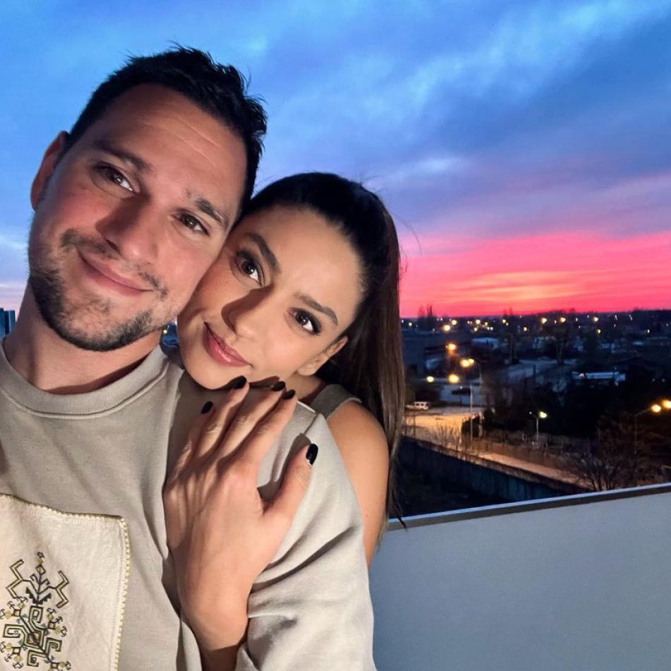 Oana Moșneagu, reacție ironică după ce Oana Roman a criticat-o pe Ioana Blaj pentru ținuta aleasă la nunta sa