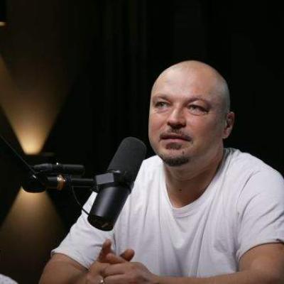 Puya, deranjat de către agenții de pază. Artistul și-a oprit concertul: Nu ne strica petrecerea, te rog frumos