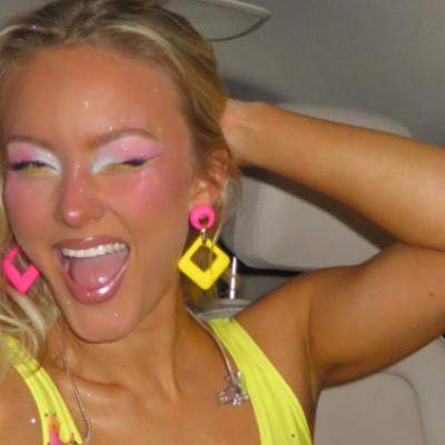 Zara Larsson a ales o fană din public să urce pe scenă la UNTOLD. Cine este Bianca, tânăra care a dansat alături de artistă 