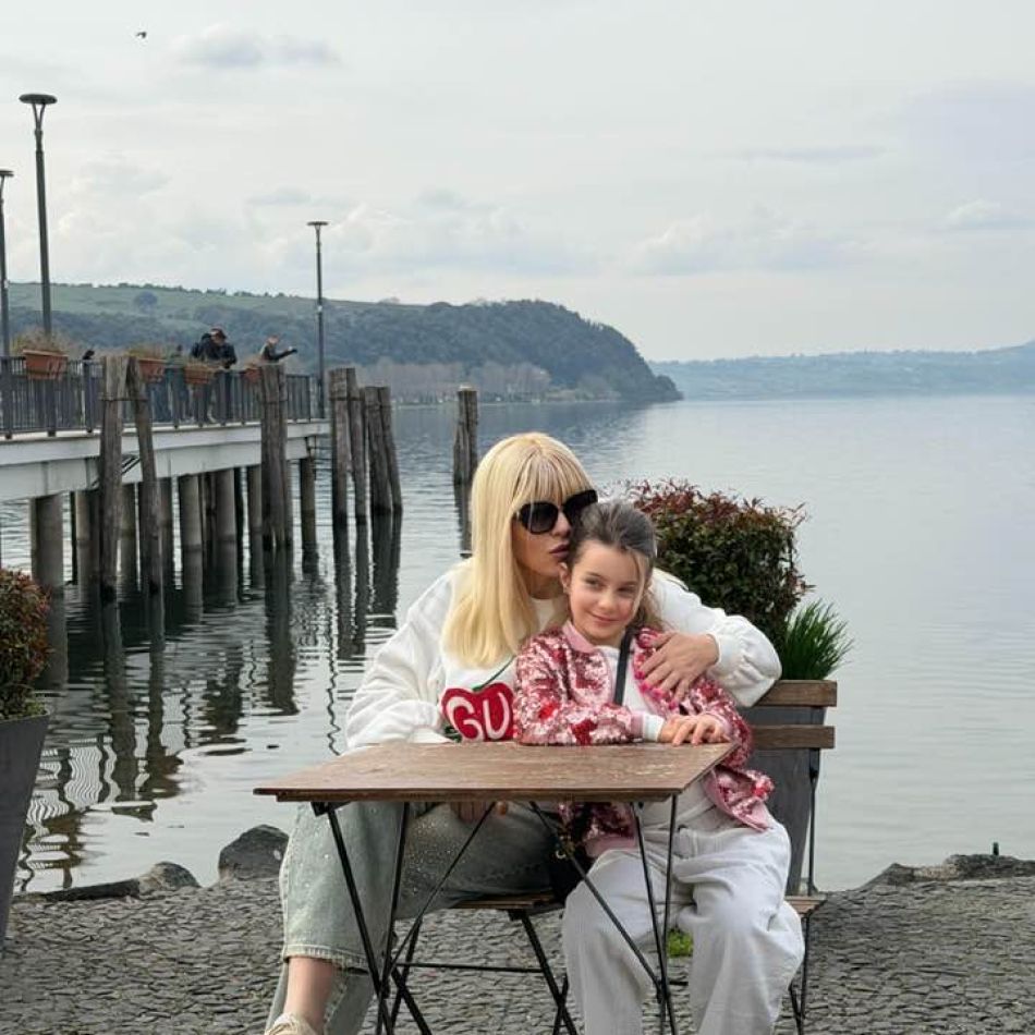 Timp de trei ani, copilul ei a plătit prețul detenției. Elena Udrea vorbește despre suferința micuței Eva 