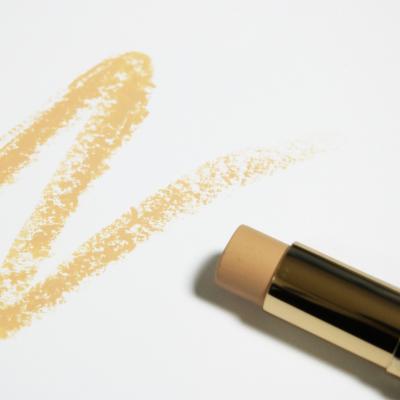 Cum se aplică fondul de ten, pas cu pas