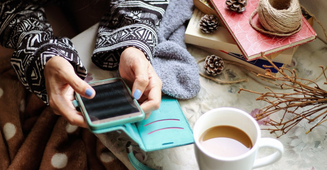 Psihologia jocurilor de noroc: de ce sunt atractive cazinourile online