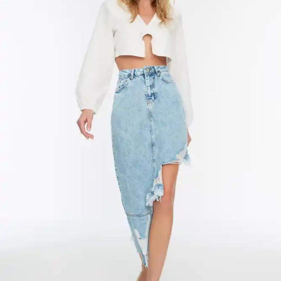 20 de piese din denim care să nu-ți lipsească din dulap în această primăvară