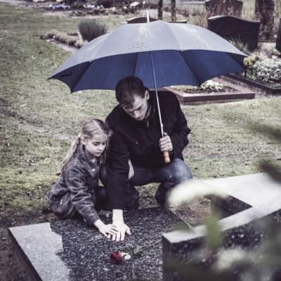 Un barbat a vrut sa cumpere flori pentru mama lui. Ce a urmat?