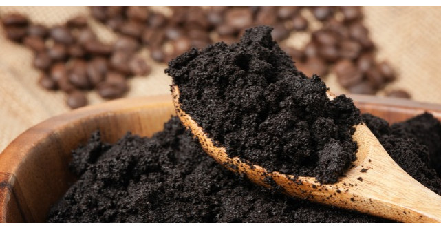 A amestecat cafea cu miere in fiecare zi. Rezultatul? Nici ea nu se astepta la asta