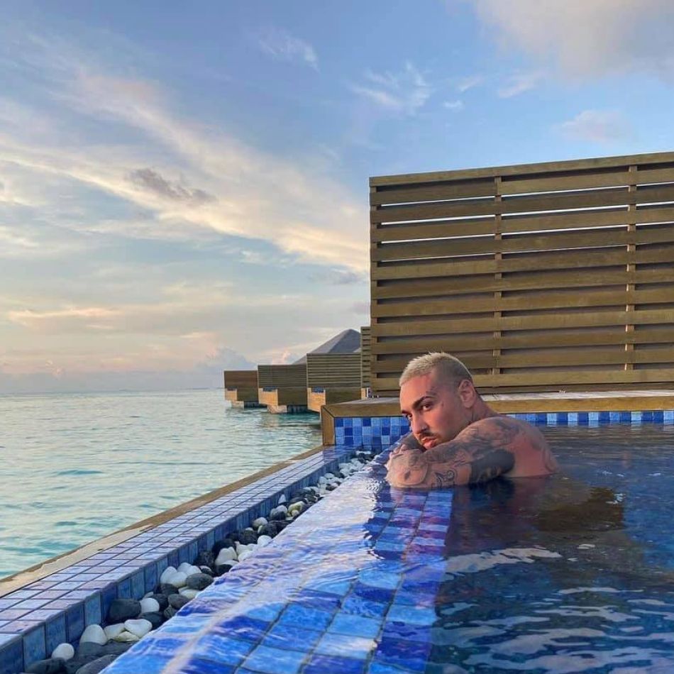 Cum se înțelege Alex Velea cu băieții săi:  O bag pe nevastă-mea la înaintare...