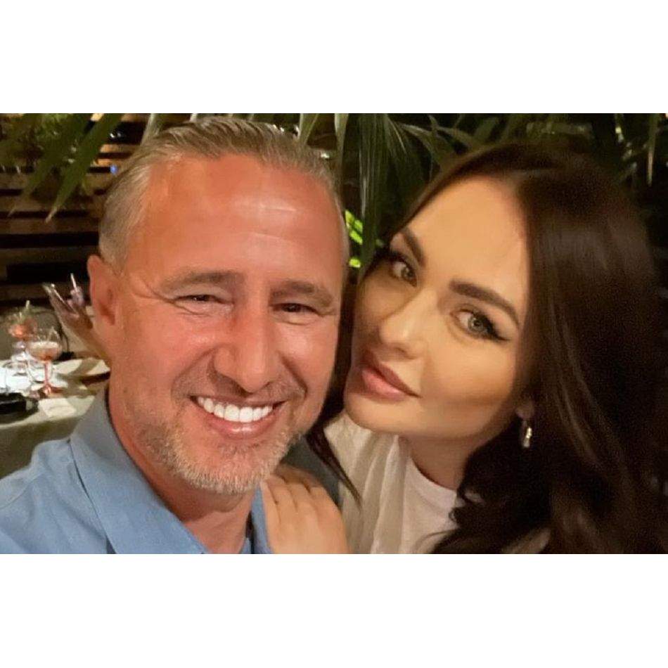 Zi specială pentru Reghecampf! Cu ochiul umflat, el împreună cu Corina Caciuc l-au botezat pe micuțul Liam