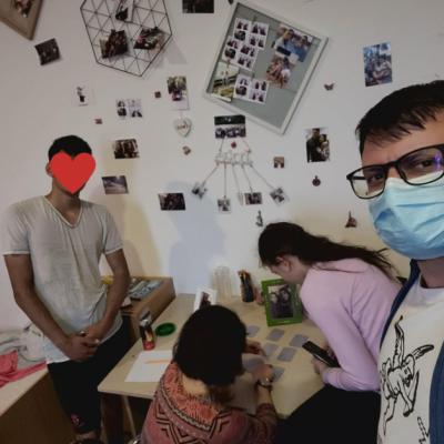 Vrei să devii voluntar? Ce trebuie să ştii despre astfel de activităţi şi cum alegi organizaţia potrivită