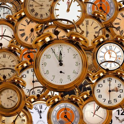 Când se dă ceasul înapoi. În acest an se schimbă ora mai devreme