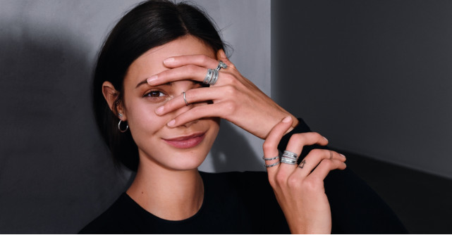 Modele clasice reimaginate: Colecţia Semnătura PANDORA