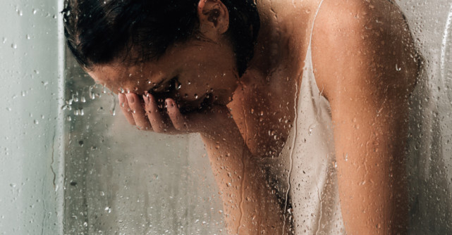 Ți s-a întâmplat vreodată să vrei să plângi și să nu poți? 