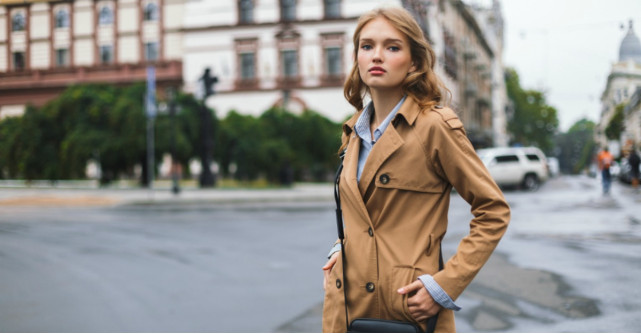 8 trenciuri de damă în modele inspirate de toamnă