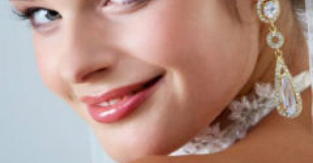 Bijuterii si accesorii de lux pentru mirese