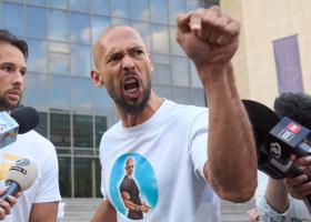 VIDEO: Andrew Tate, surprins la o petrecere privată în curtea Muzeului Brukenthal