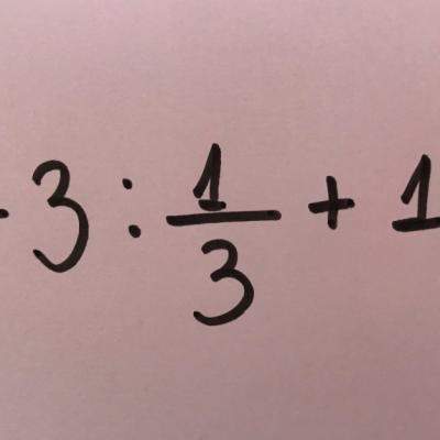 Iei premiu cu coroniță dacă știi răspunsul la această ecuație de matematică