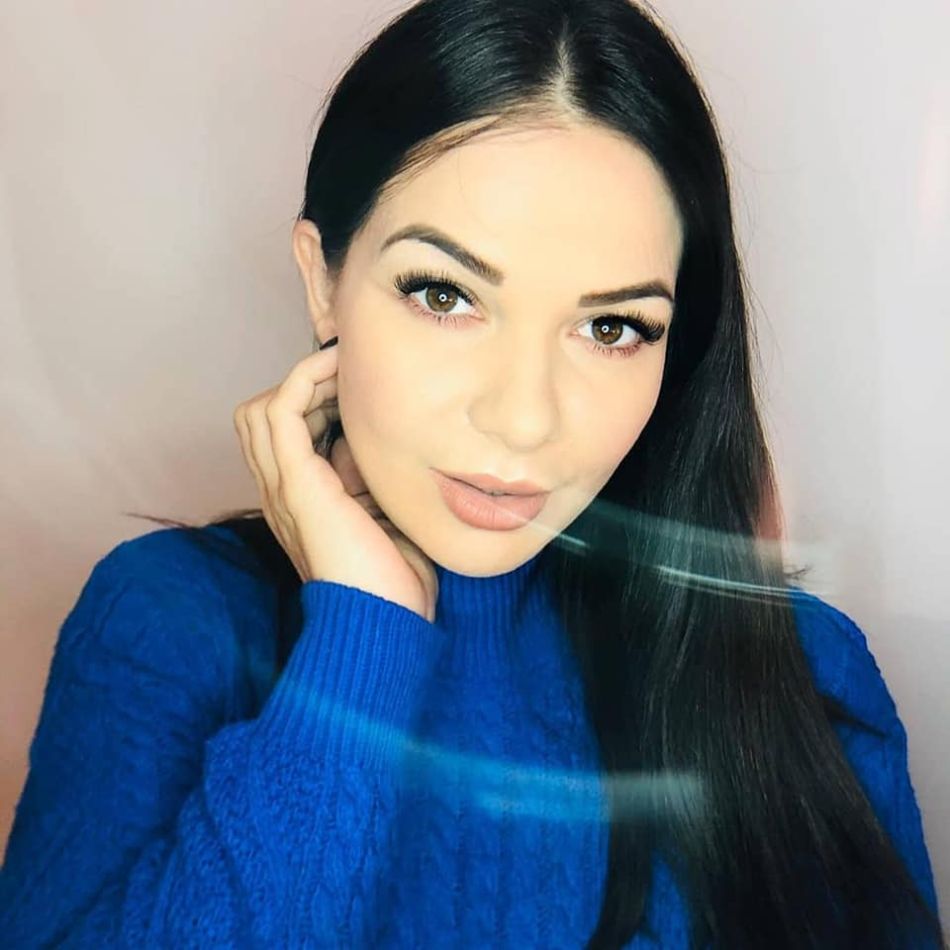 Deea Maxer, mesaj subtil pentru Dinu Maxer, după ce artistul a declarat că are o nouă iubită: Nu ai cum să schimbi alte persoane