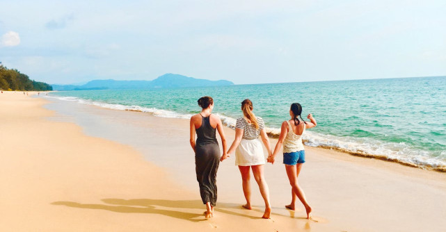 Cel mai mare favor pe care îl poți face prietenilor tăi este să te duci la terapie