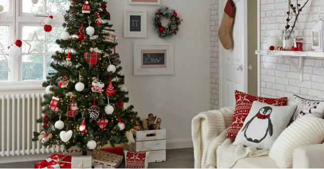 Craciunul in stil … eco! 6 beneficii ale bradului artificial 