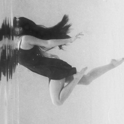 Cel mai rău lucru după ce te ia valul este că dimineața te trezești la realitate