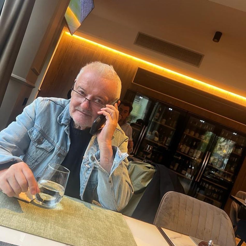 Irinel Columbeanu lansează o nouă carte auto-biografică! Câți bani a încasat în urma celor trei cărți scrie până acum