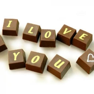 Conexiuni simple: Iubeste prin cuvinte