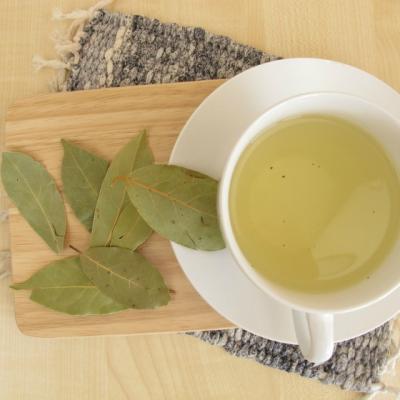 Beneficiile si utilizarile incredibile ale frunzelor de dafin