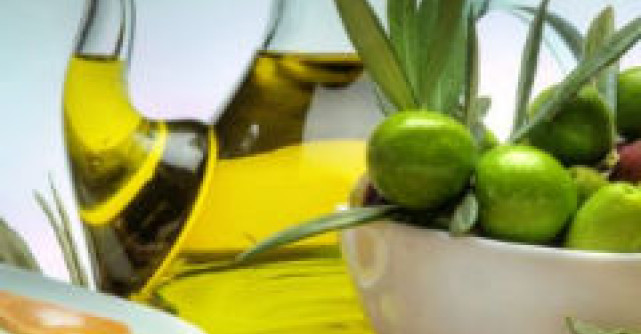 Top 6 Beneficii pentru frumusete ale uleiului de masline