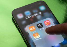De la 1 iulie 2026 se scumpește shopping-ul online din afara UE. Cât plătești în plus pe comenzile de la platformele chinezești