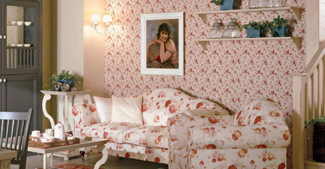 Primavara in locuinta ta: canapele si fotolii cu motive florale