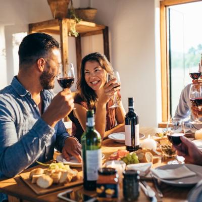 Cum să alegi cel mai bun vin românesc pentru ocaziile speciale? 