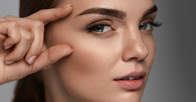 Cum ajuti sprancenele sa creasca mai repede in mod natural