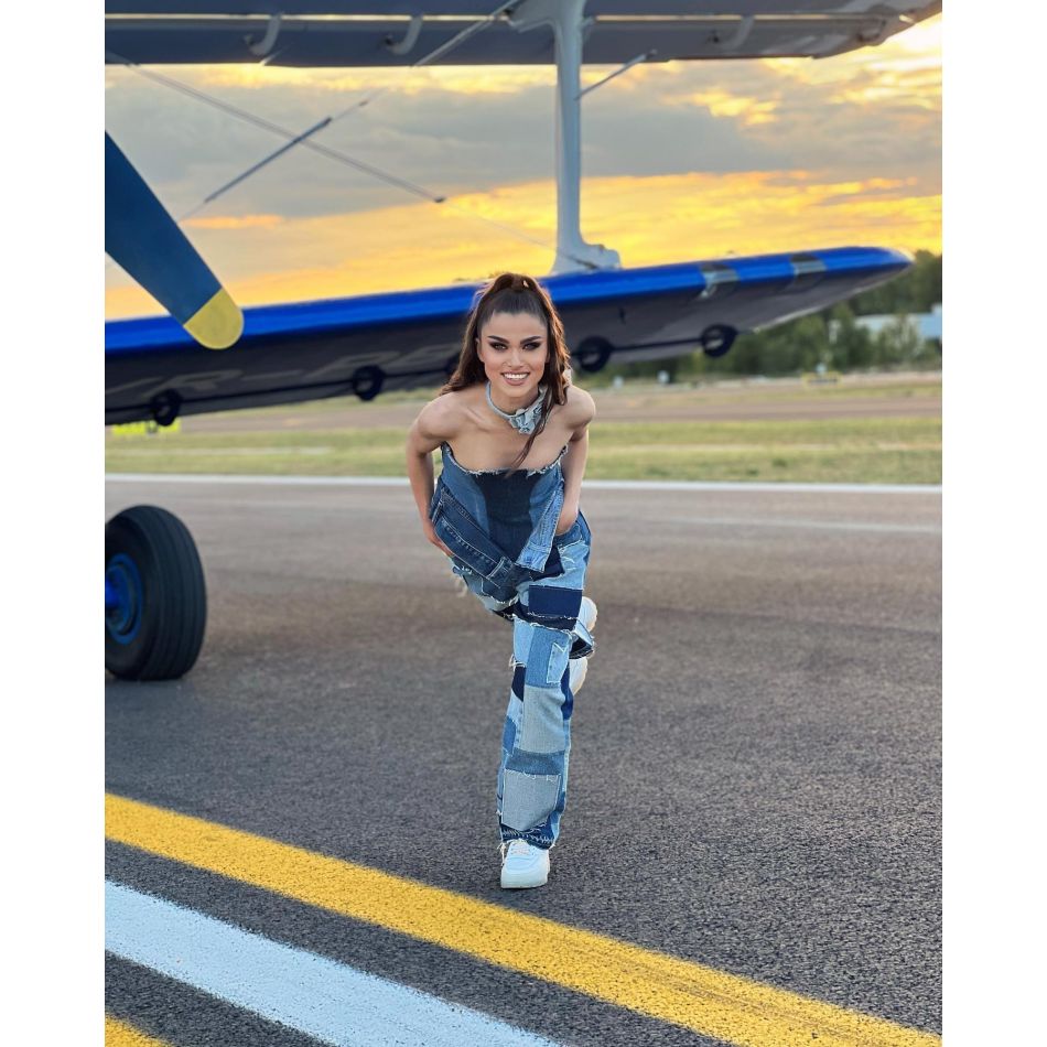 Primele imagini cu fiul lui Theo Rose! Artista, mesaj emoționant pe Instagram 