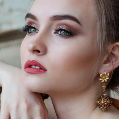 Micropigmentarea, solutia pentru sprancene si buze de Hollywood