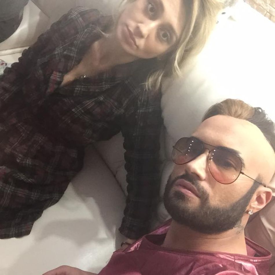 Mihai Bendeac a atras toate energiile pozitive după ce s-a îmbrăcat în fustă! Cristela Georgescu a spus-o, el s-a conformat!