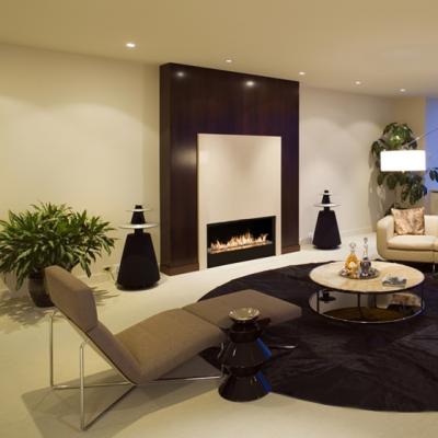 Design modern, confort sporit, tehnologie avansata - Semineul Fire Line Automatic 3 de la Planika