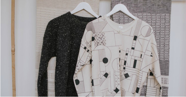 Cum să-ți ordonezi și să-ți organizezi garderoba ca un profesionist cu acești 4 pași simpli!