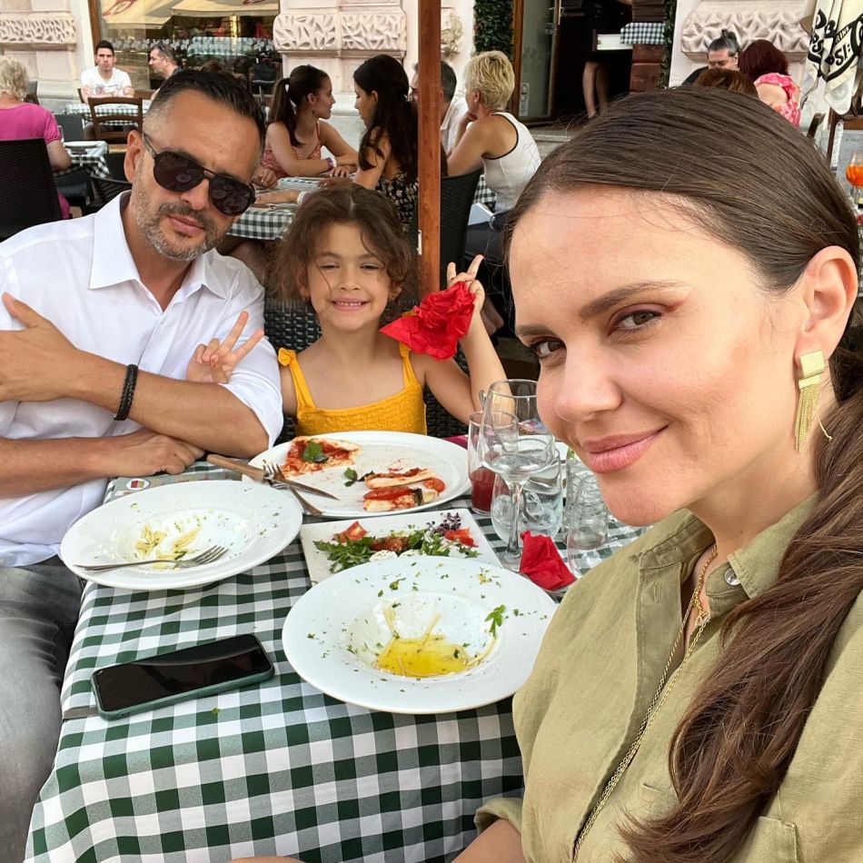 Cristina Șișcanu, decizie radicală legată de familia sa! Ce a hotărât soția lui Mădălin Ionescu?