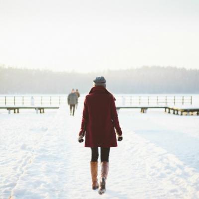 1 palton - 3 tinute diferite