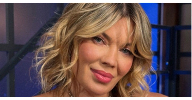 Gina Pistol strălucește la MasterChef 2024 într-o rochie albă spectaculoasă: Află cât costă ținuta de vis