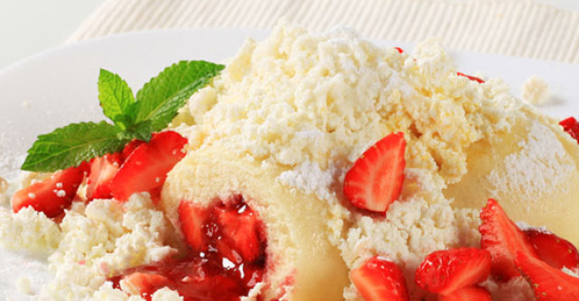 3 DESERTURI dietetice SUB 100 de calorii