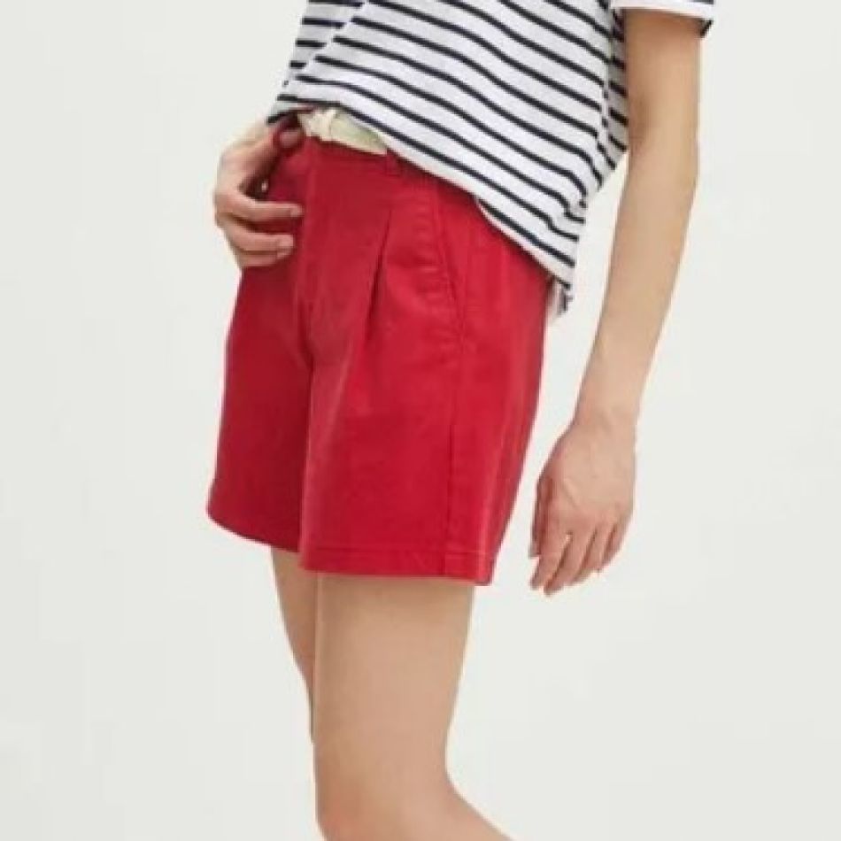 Pantaloni scurți de damă: 20 de modele pentru zilele extrem de călduroase