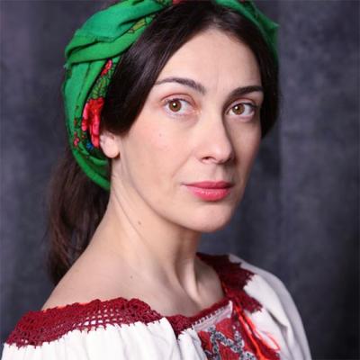 (P) Monica Madas de pe scenele  londoneze, in turneu in 10 orase din Romania