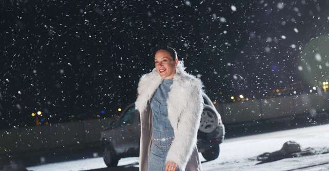 Chloë Sevigny este protagonista campaniei de iarnă Zalando, ”Scrie-ți povestea”