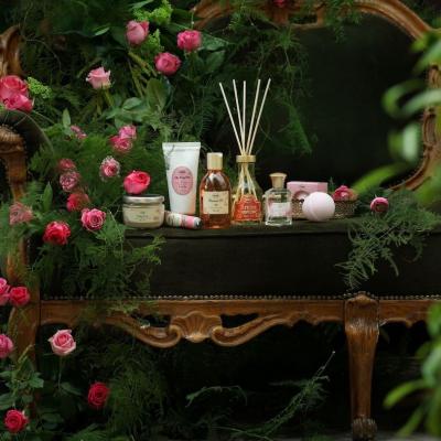 Festive Roses - un look premium de primăvară by SABON 