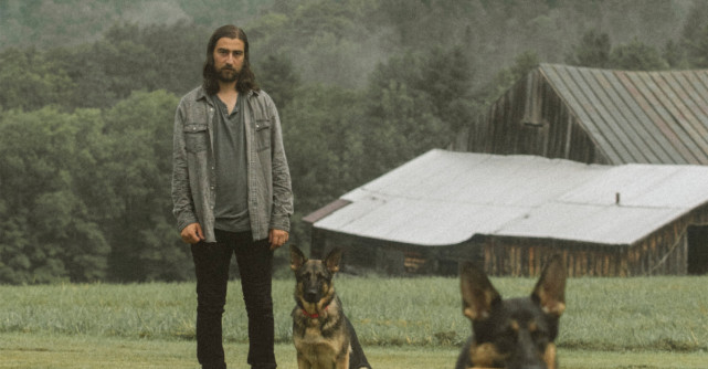 Noah Kahan a lansat melodia 'Nothern Attitude', alături de Hozier