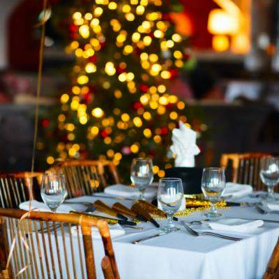 Cina de Anul Nou. Ce sa gatesti pentru invitati